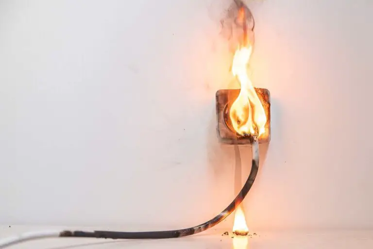 Que faire avec un rallonge électrique qui prend feu ?
